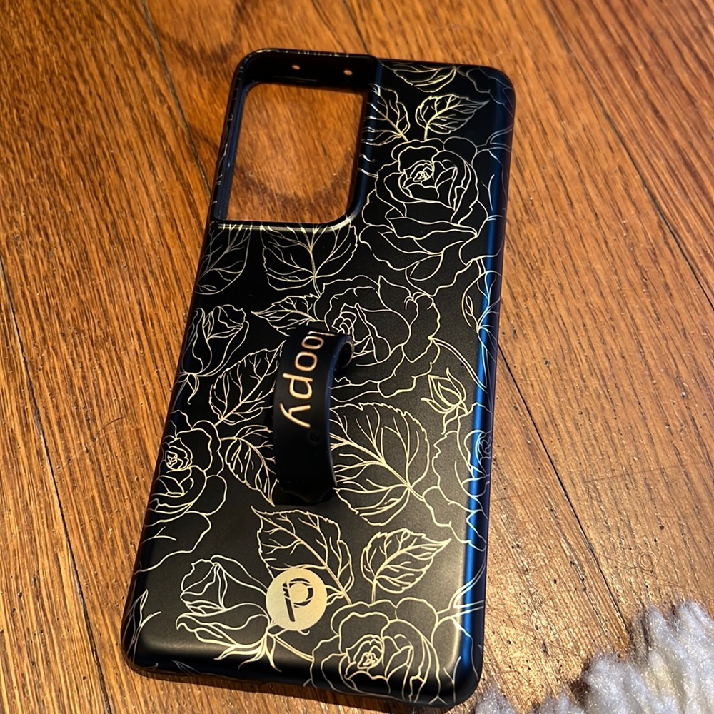 Samsung galaxy s21 ultra black and gold rose loopy case